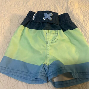 Ruffle Butts infant‎ boys bottoms.